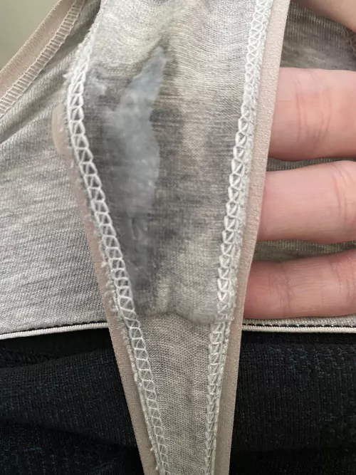 Licky the sticky. by Squirt_hunter72