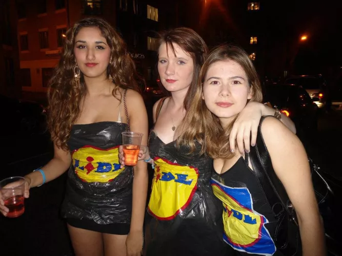 Lidl girls by bruna_tears