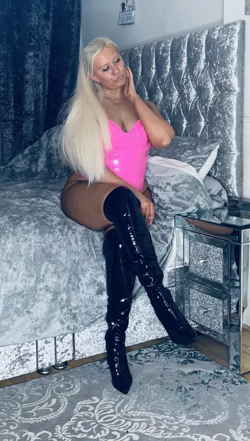 Life in plastic, it’s fantastic by sparkly-and-savage