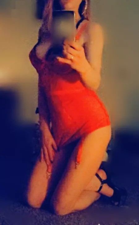 Life lesson: Ladies who wear red lingerie always put out by AprilSparks_