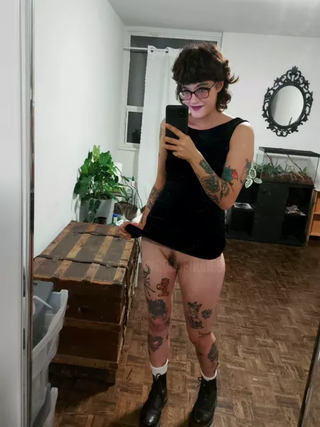 Like a Lil bush? by roguenudez