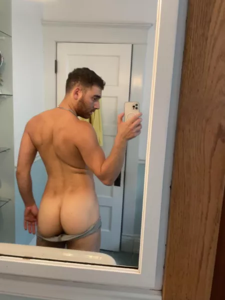 Like fifty shades of grey I'mma fullfill your fantasy by Vaselineaangel