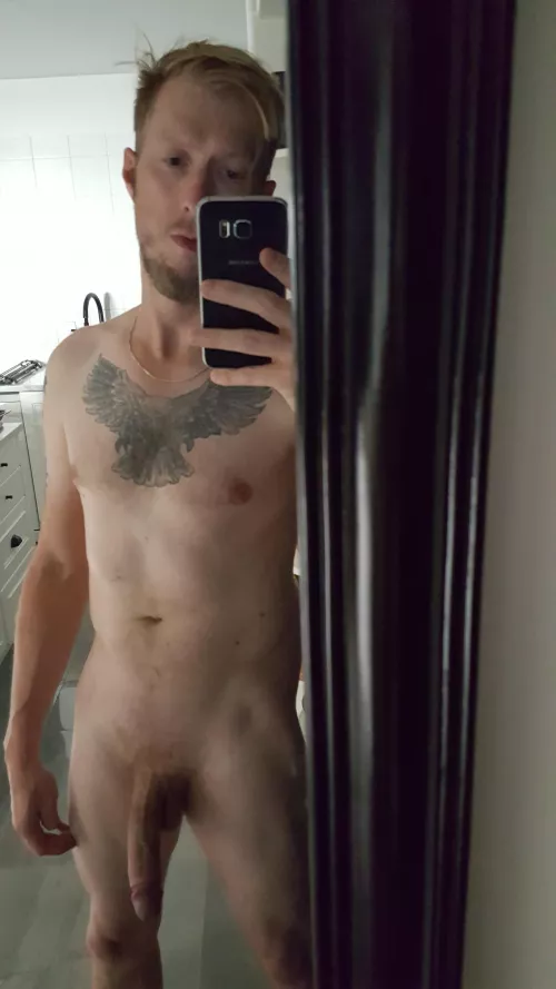 Like how my body looks today by -enigma--