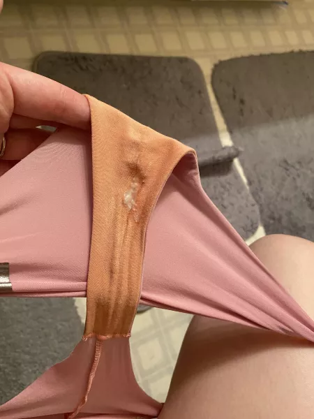 Like my dirty pregnancy panties? by MamaH01