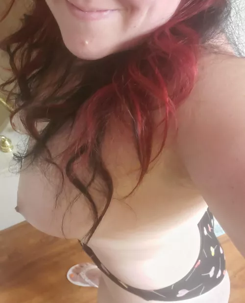 Like my (f) flip flops? by Cantkalemyvibe