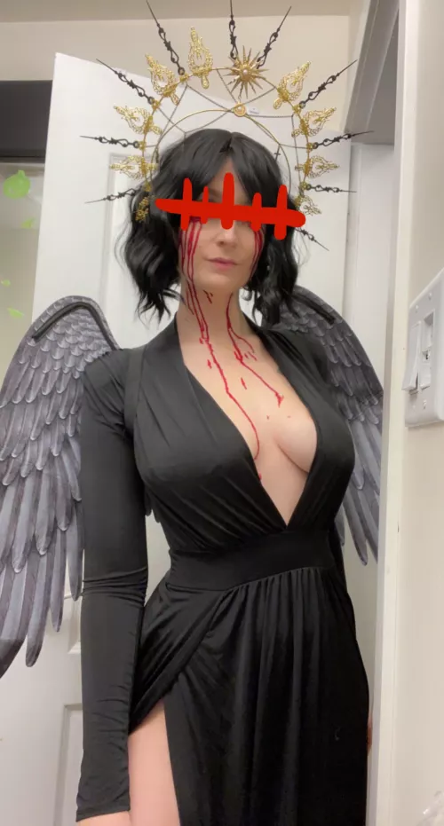Like my fallen angel costume? [f] by summersatisfaction