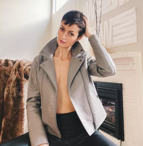 Like my jacket?[F38] by masha_nova