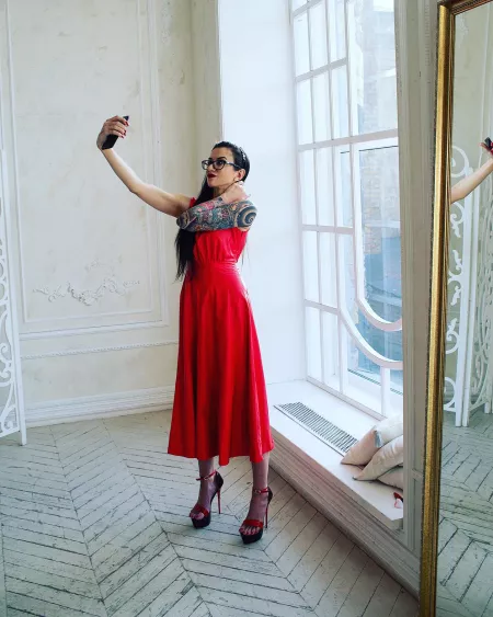 Like my leather red dress? by Juliadomaina