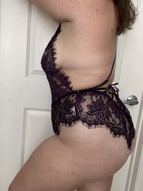 Like my new outfit? by msmacaron89