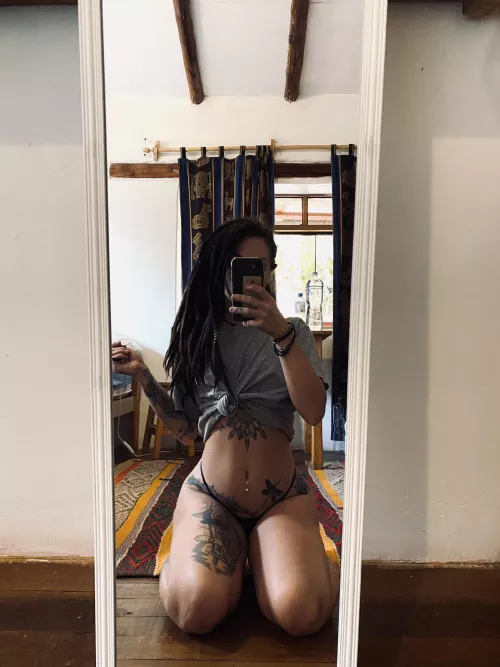 Like my trained belly? by Saskia-69