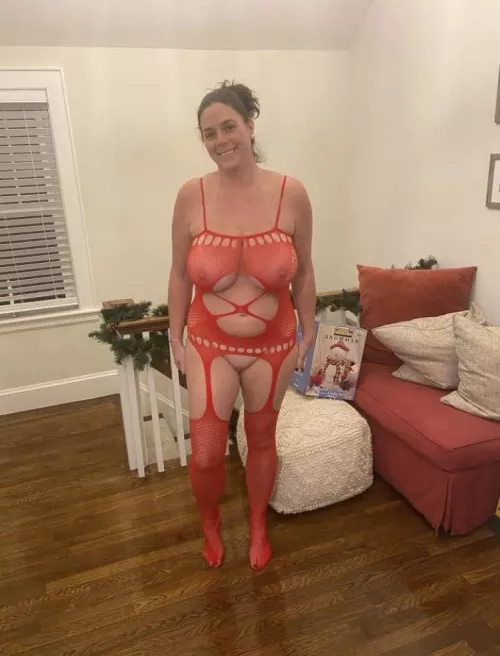 Like red? Kik skidder690 with sample by Commonbrush1