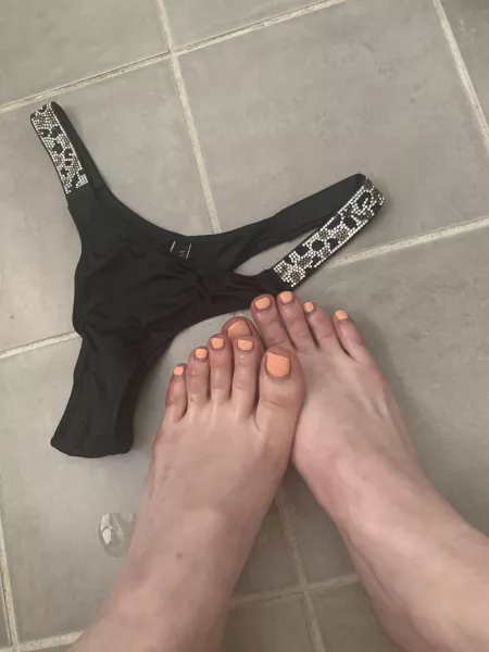 Lil oil show happening tonight 🤦🏼‍♀️🥰 by charlottecapri