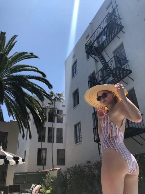 Lili Reinhart by onehornymofo