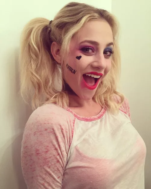 Lili Reinhart as Harley Quinn is ridiculously hot by goddamnboo