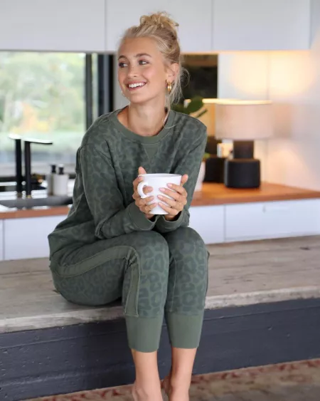 Lilly Lueesse by enjoying-beauty