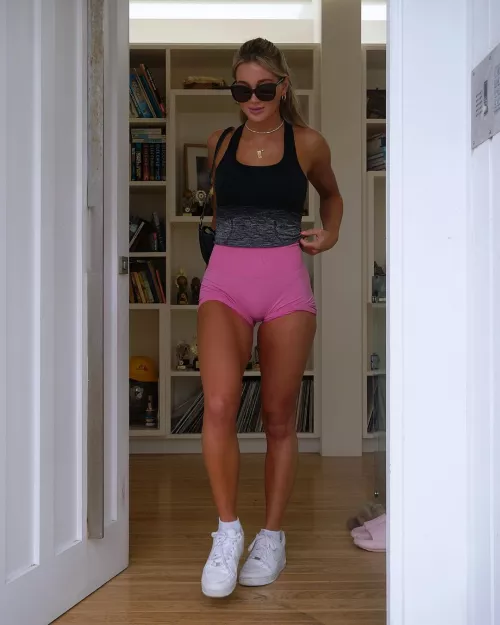 Lily Bowman by Love95NM