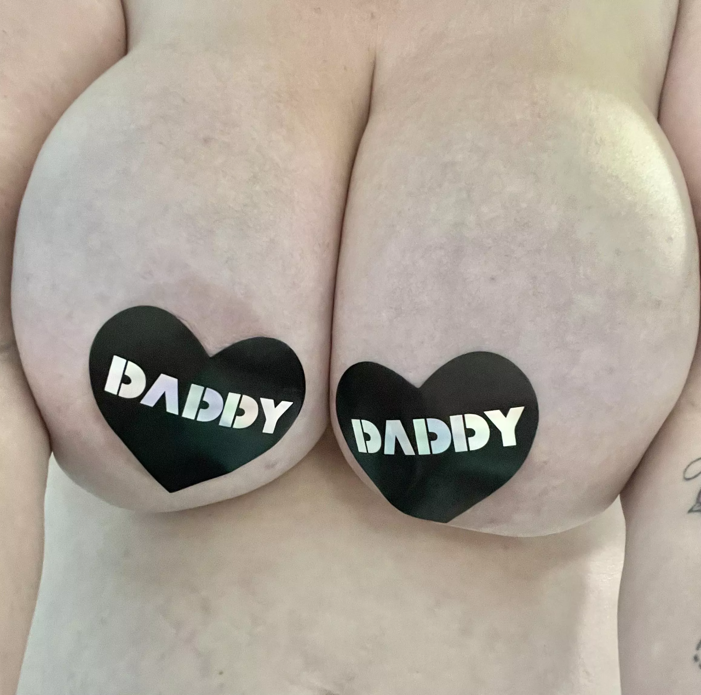 Limited Time Deal! 5% off subscription!! You’ll love what you see, busty girls are better 😉 posted by badandbusty