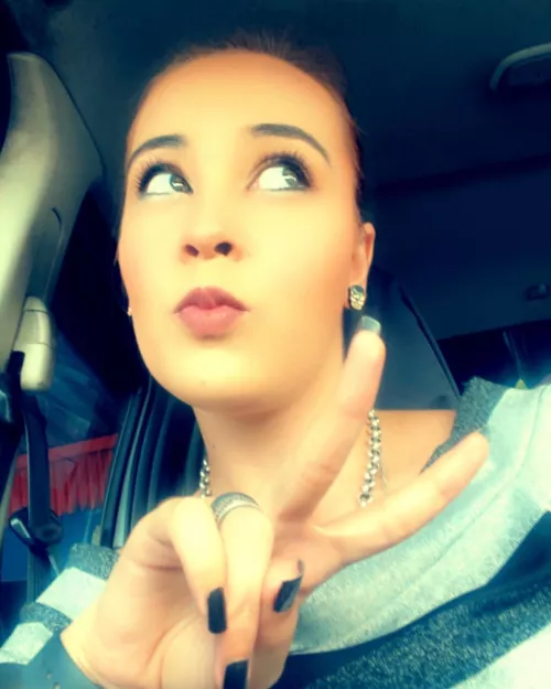 Limited Time Subscription lowered to ONLY $4,99 🤫 Grab yours Now 😉 Come get to know me 😋💋 by x0_Pixi_x0