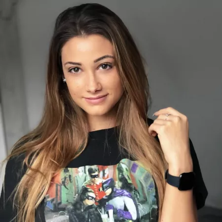 Lina Hennig by BOOOOOOOBIES