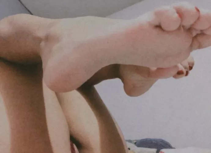 Lindos pies by Marrdgz