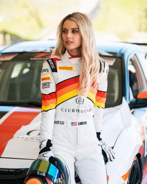 Lindsay Marie Brewer by Man_of_culture_112