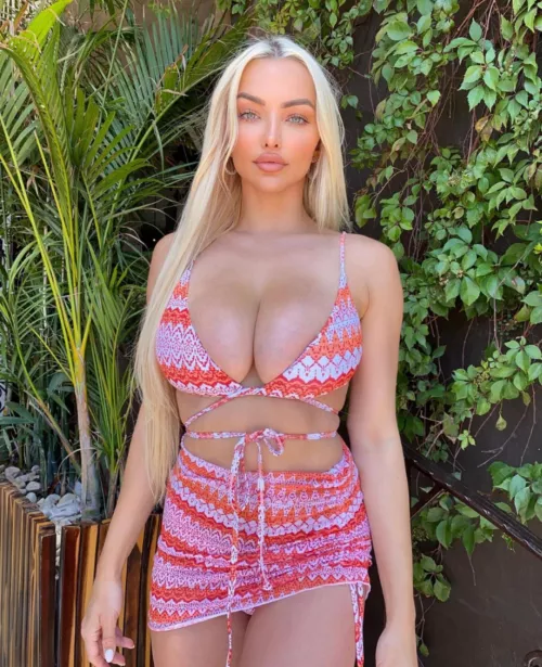 Lindsey by bbc4celeb