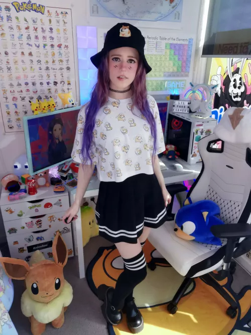 lip biting in shoes 😋❤️ by lilfakegamer