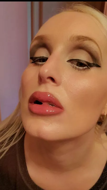 Lip drip tease by marafetisha