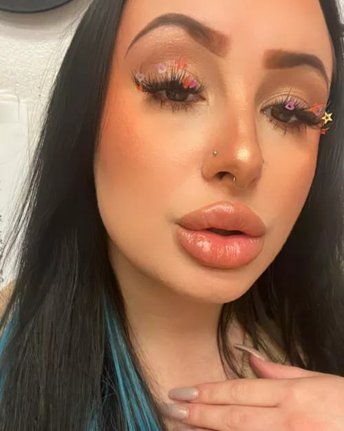 Lip update by nuitbelle