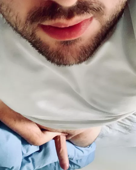 Lips ready for kisses by codbop3