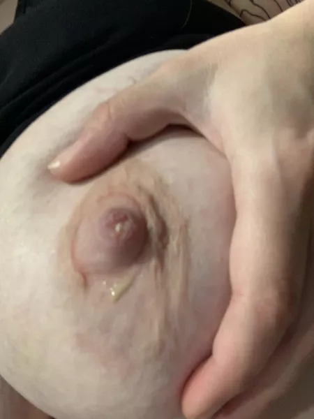 Liquid gold needing to be lapped up by Sybil_Shameless