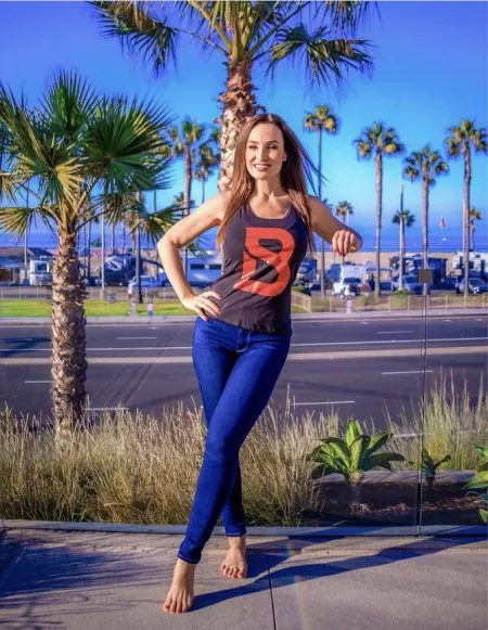 Lisa Ann by Manobronze