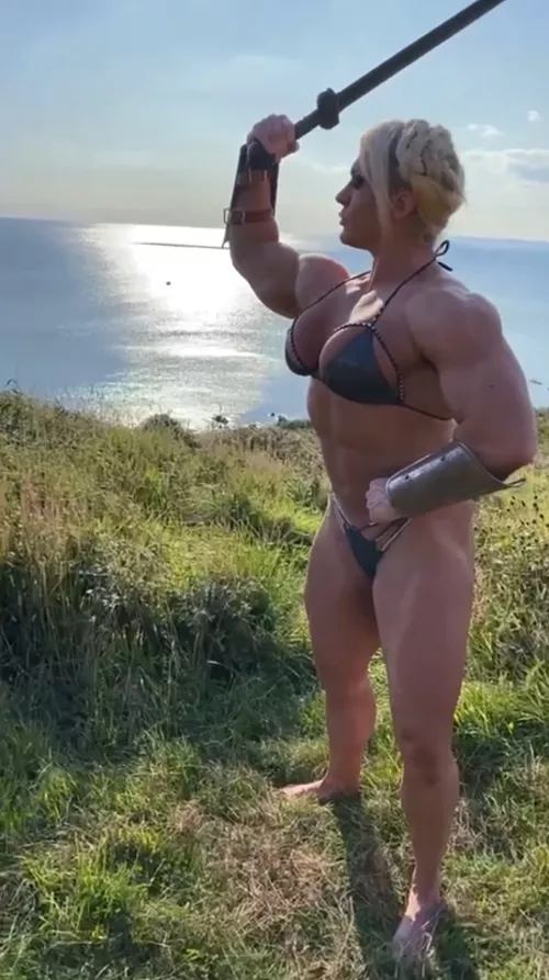 💪⚔️..Lisa Cross 😍 by reddace1