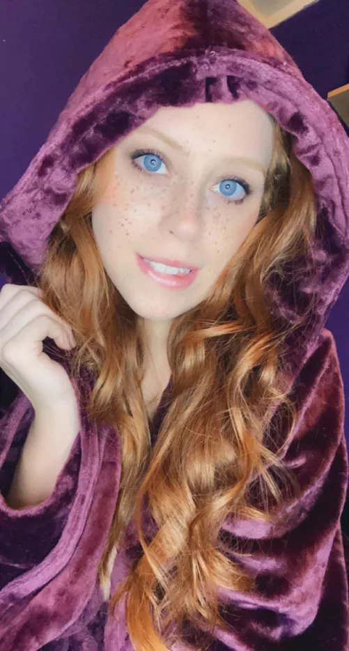 literally the most comfy robe ever!! 🥰 by istayyawayyyX