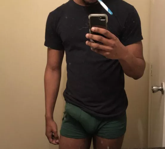 Literally woek up like this. by glaringluff