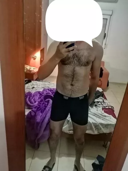 Little bit hairy by halow666