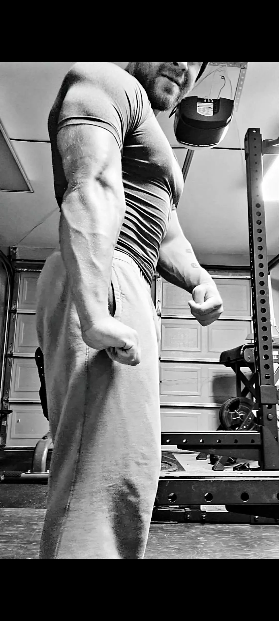 Little bit of forearms after the workout posted by Superphly91