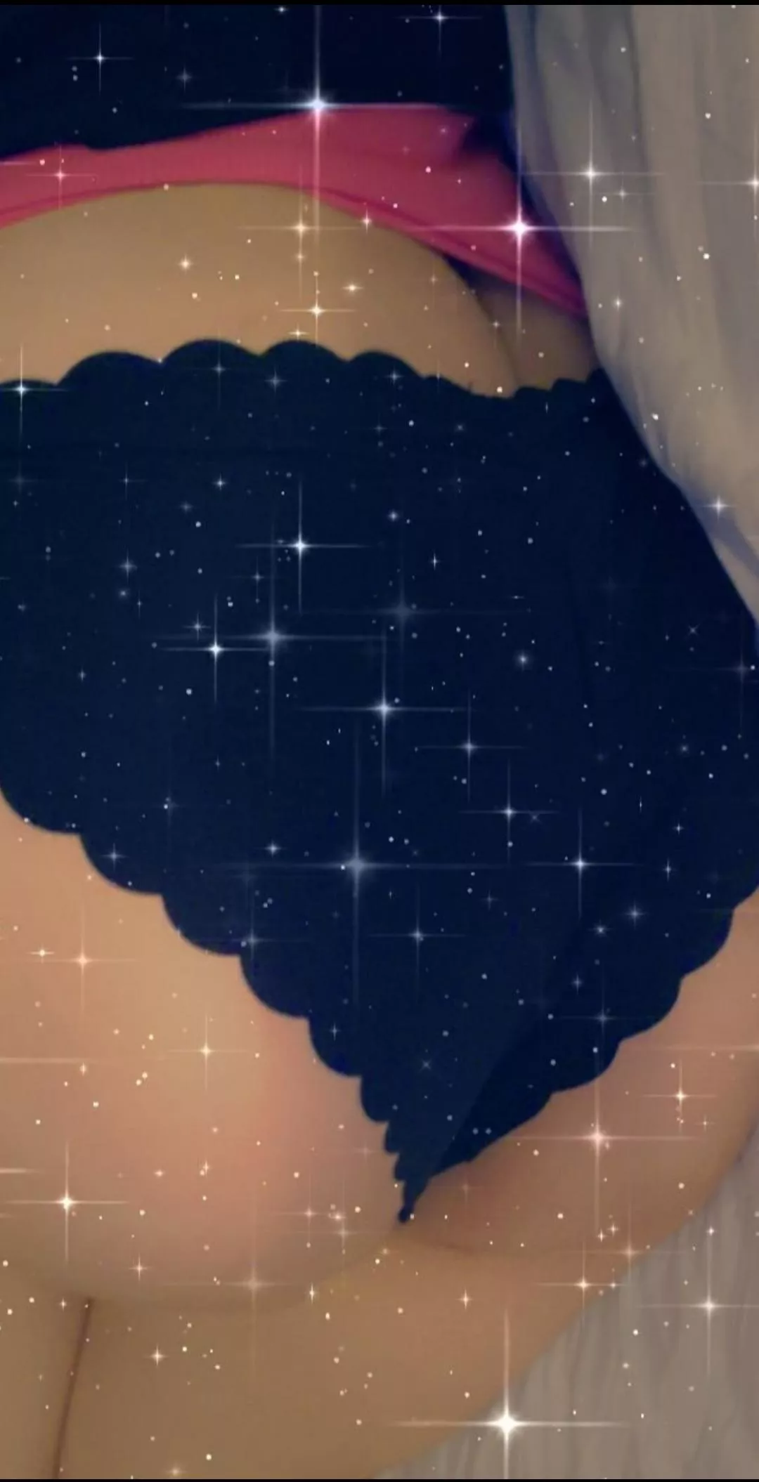 Little booties matter 🤏🏻🍑 posted by sloanflay