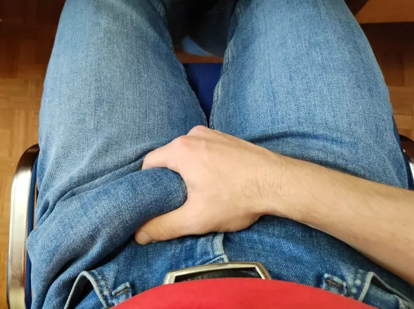 Little bulge at work 😅 by DeadMorose111