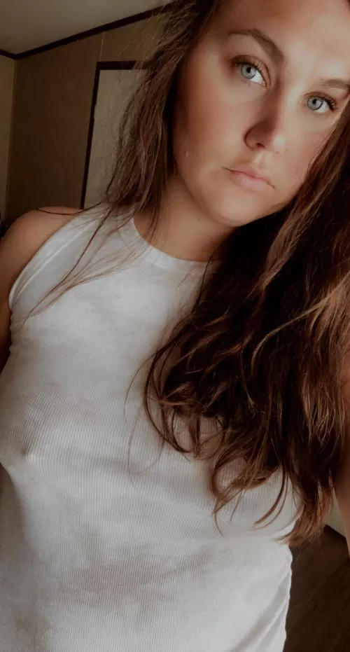 Little chilly by leighivy