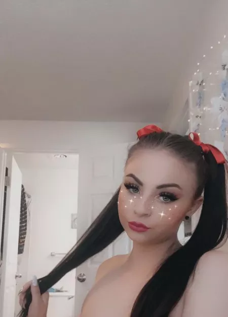 Little devil 😈💋 by BreadfruitGuilty5957