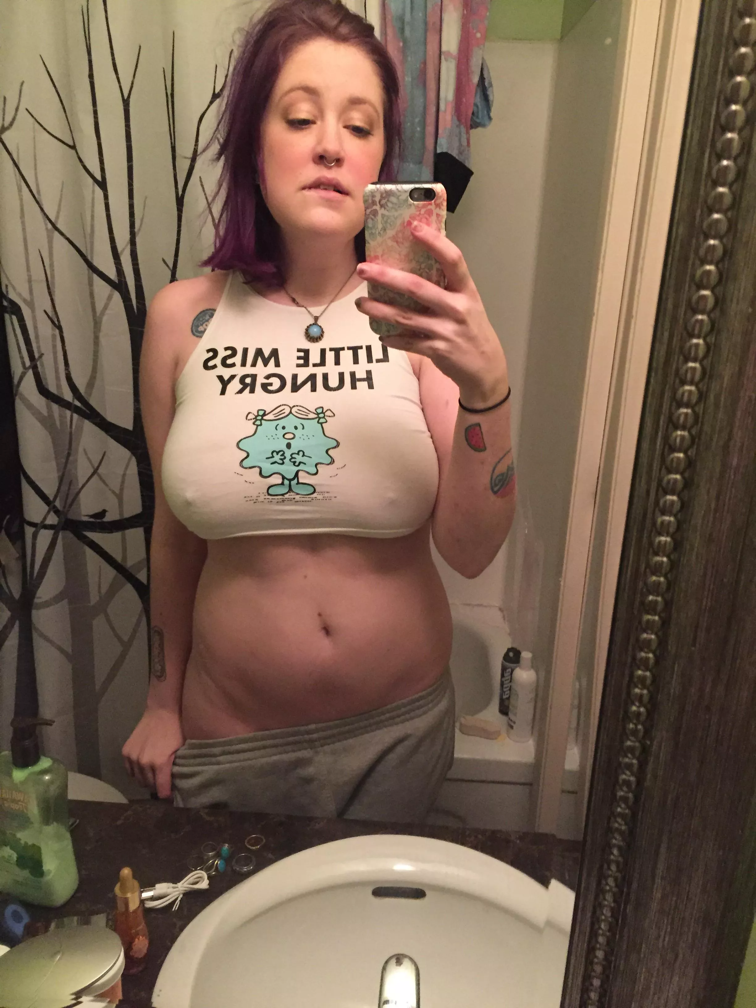 Little miss hungry. Can you guess what I’m hungry for? 😏 posted by VioletFonce