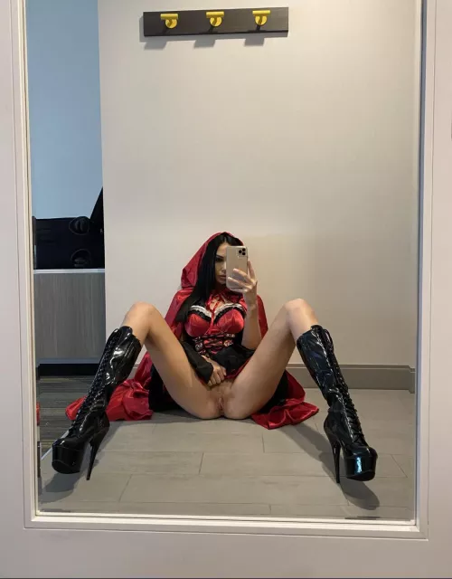 Little red ❤️ by Bobbobyjoe