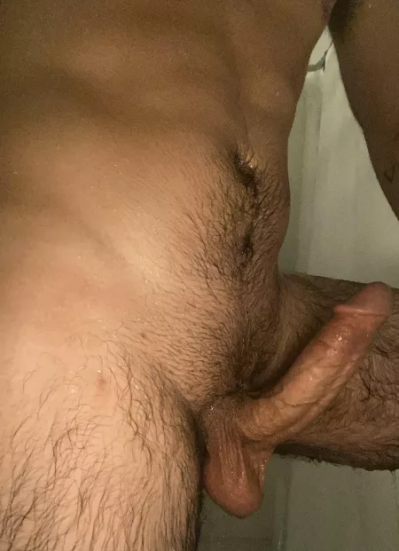 Little shower pic doesn’t hurt by Kik_sierraruben