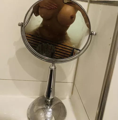 Little sneak peak of a blonde Persian 😜 by Salty_Blonde22