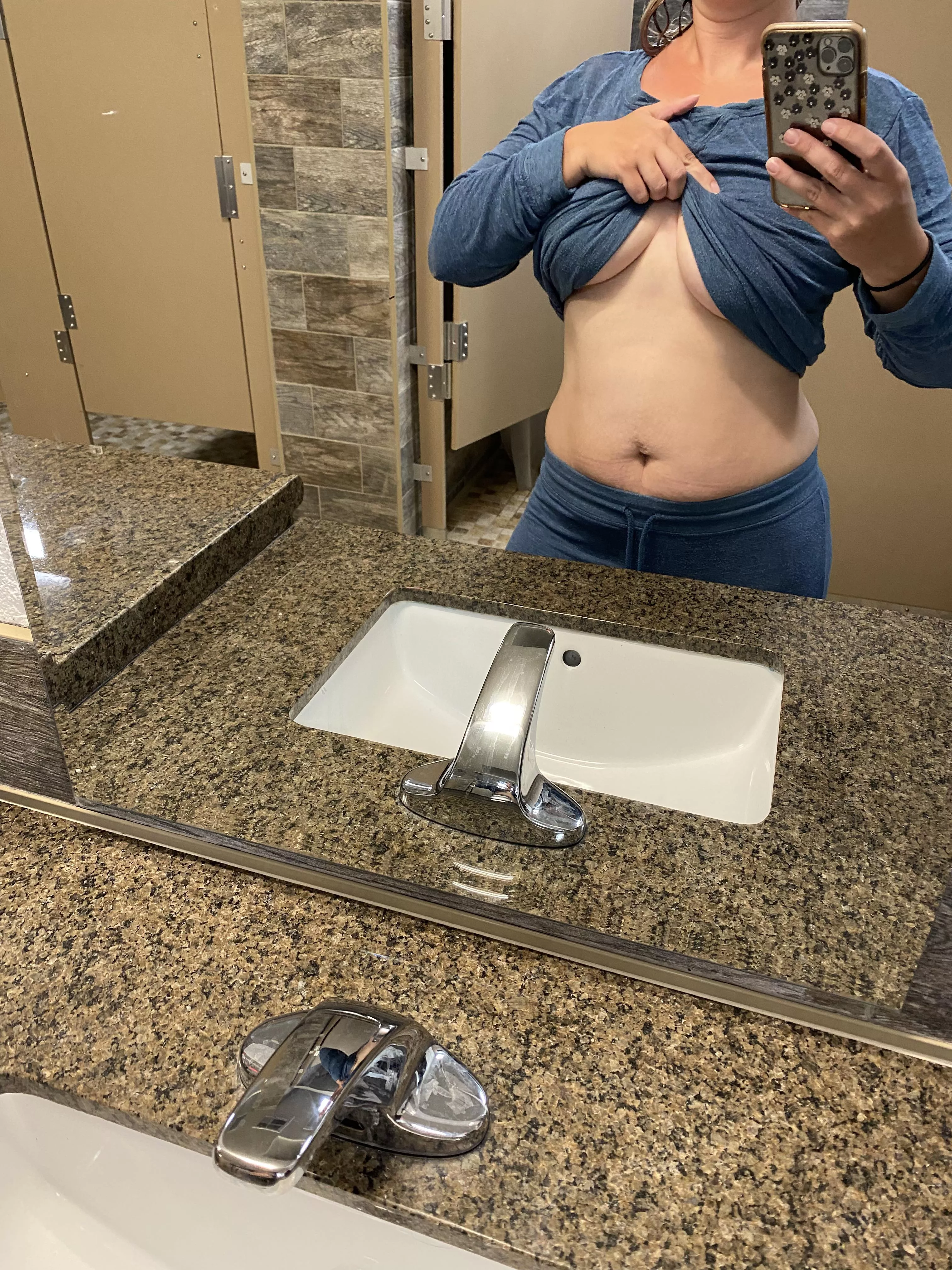 Little tease posted by Momof3_90