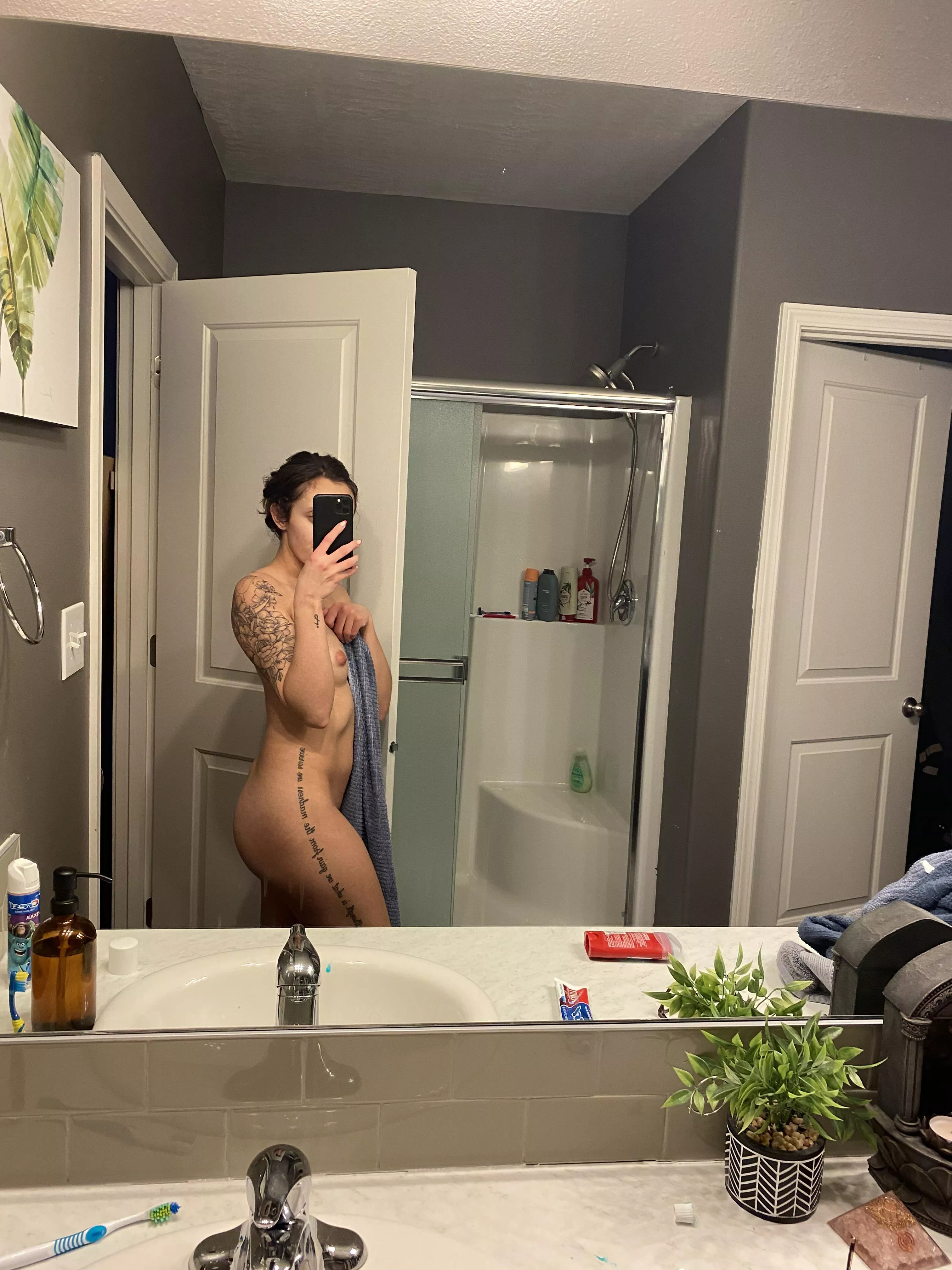 Little towel slip from my wife (; posted by drcho2124