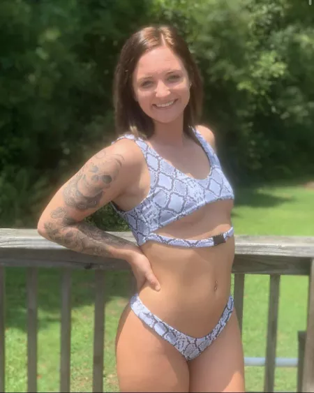 Little under boob by cheah74