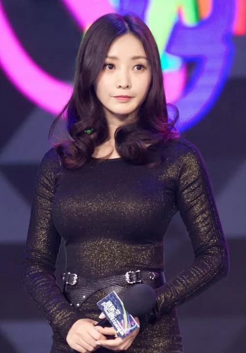 Liu Yan by SnooPaintings1562