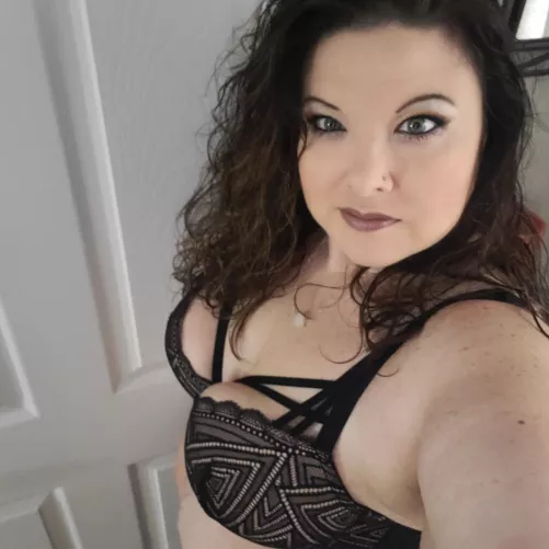 Live in 5 on chaturbate by TheMatriarch78